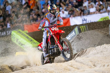 Hunter Lawrence Takes Daytona Supercross 250SX East Win