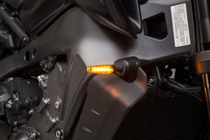 Yamaha MT-09 21-25 Front Turn Signal Mount Plates